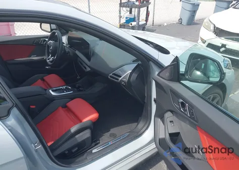 2025 BMW 228 Gran Coupe xDrive из США, поврежденный, VIN WBA23GG02S7S83751